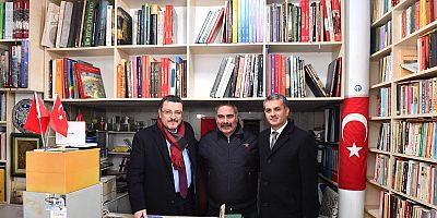 İki Başkan Dolaylı'da Kütüphane Açtı