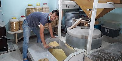 100 Yıllık Dede Mesleği İçin Çabalıyor!