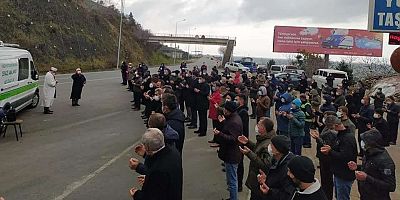 Çarşıbaşı’nda Yangında Ölen Yaşlı Çift Toprağa Verildi