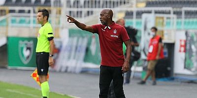 Trabzonspor Teknik Direktörü Eddie Newton