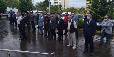 Gaziler Günü’nde Çelenk Ortada Kaldı