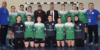 Görele Belediyespor Hentbol Takımı Çeyrek Finale Kaldı