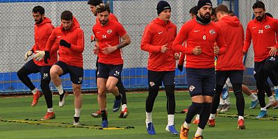 Hekimoğlu Halı Sahada Çalıştı