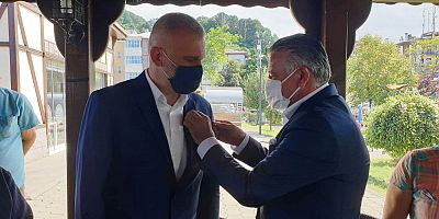 Milletvekili Örs, Fındıklı’da Rozet Taktı