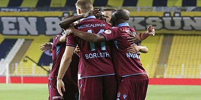 Trabzonspor 23 Yıl Sonra Kadıköy'de Fenerbahçe'yi Yendi