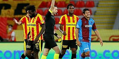 Trabzonspor'un Yıldızı Fenerbahçe Maçında Yok